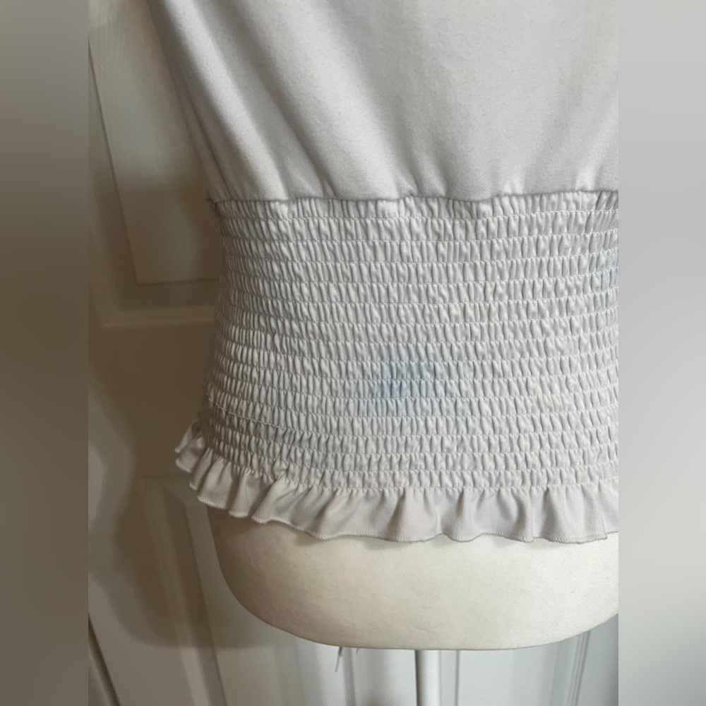 💙White tank Top - Picture 7 of 11